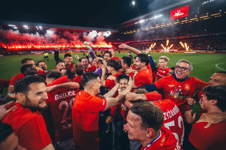 Wisła Kraków wygrywa 1-ligę